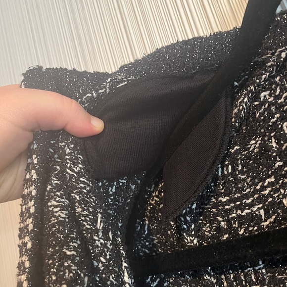 Ann Taylor cropped jacket with fringe & shoulder pads - Picture 7 of 7